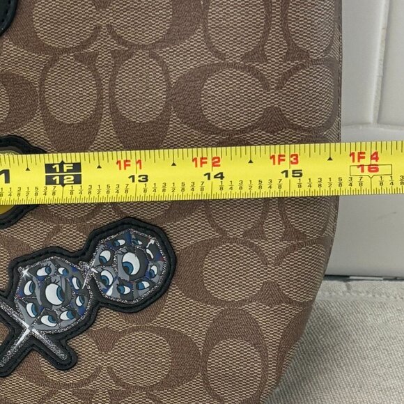 Coach x Disney Snow White Tote Bag - Brown - Limited Edition - Patches - Picture 10 of 13